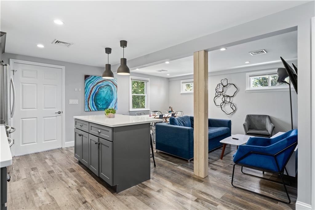 4 James Street, Unit 2 Middletown, RI 02842 - Photo 11 of 22