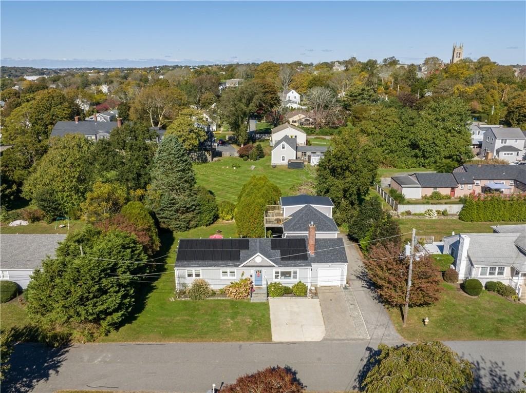 4 James Street, Unit 2 Middletown, RI 02842 - Photo 4 of 22