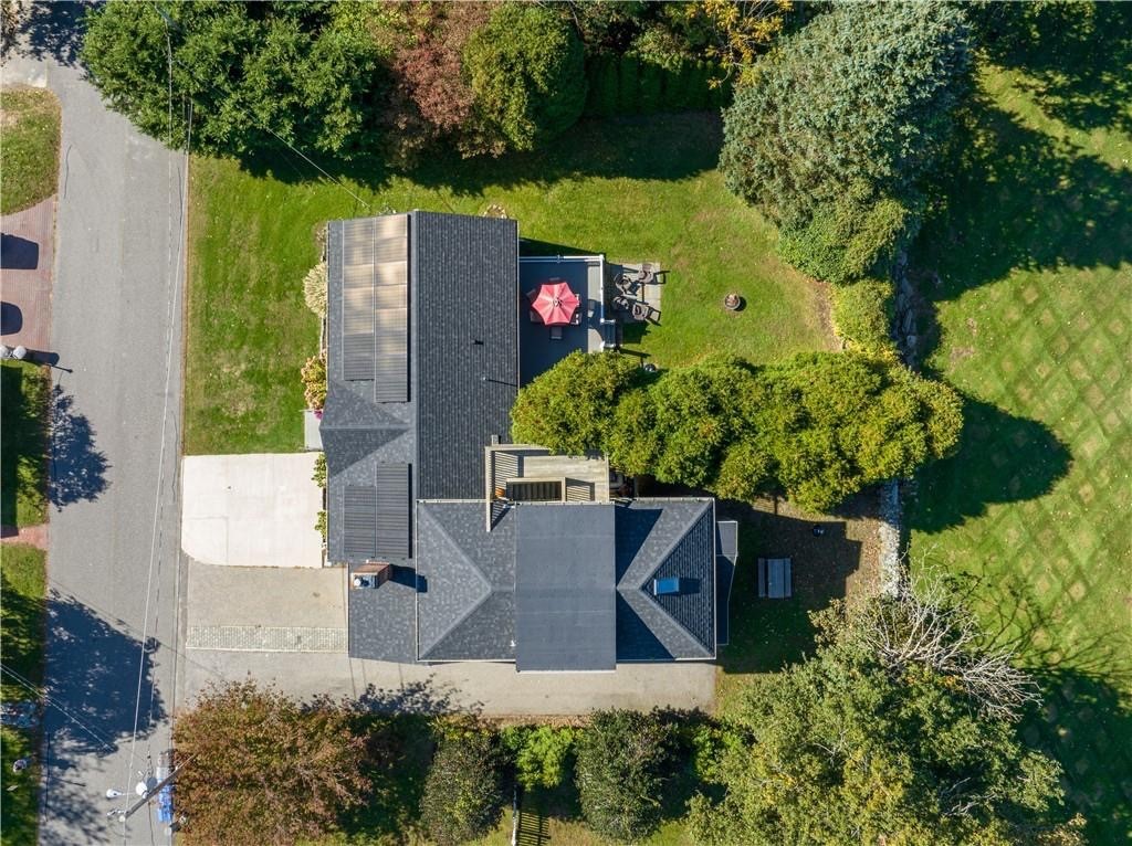 4 James Street, Unit 2 Middletown, RI 02842 - Photo 7 of 22