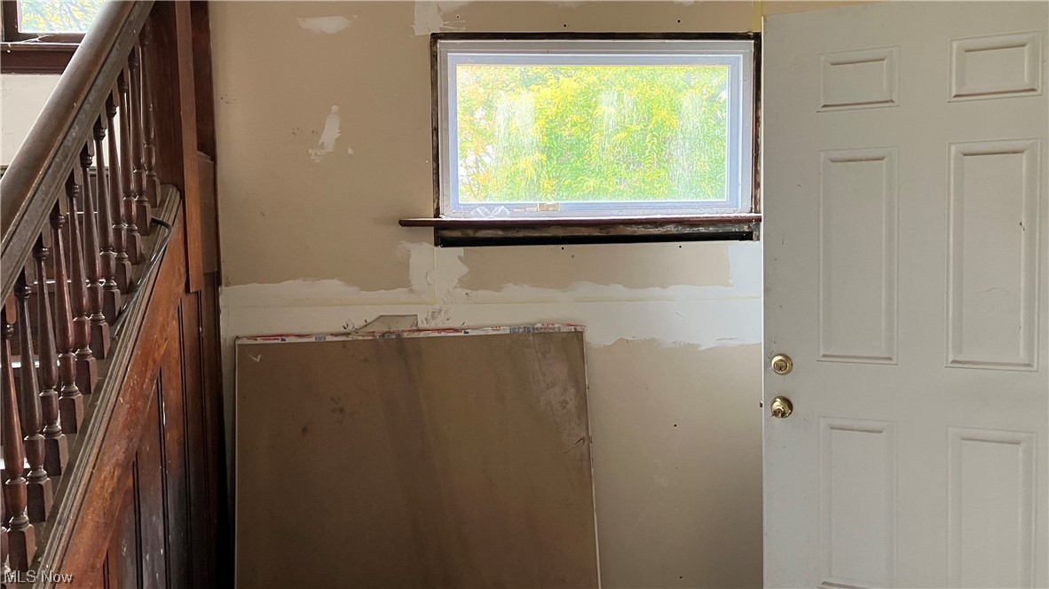 772 Lakeview Road Cleveland, OH 44108 - Photo 21 of 31 Newer window, original stair railing