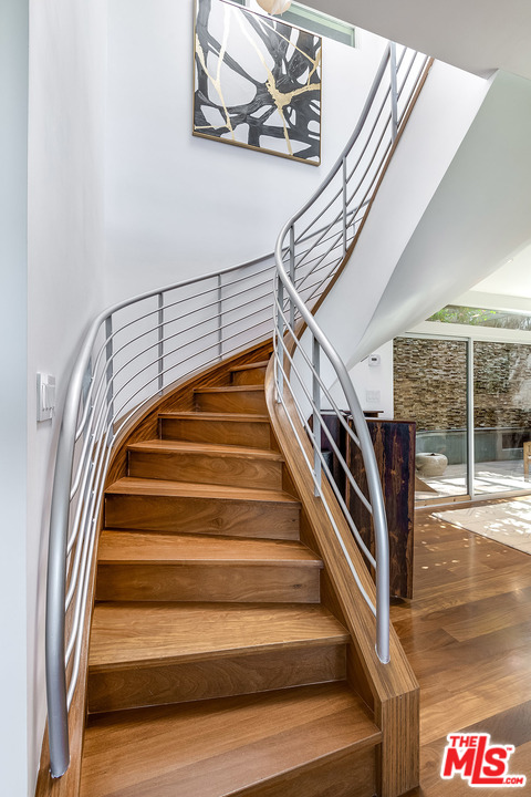 11458 Laurelcrest Road Studio City, CA 91604 - Photo 15 of 30 a view of entryway