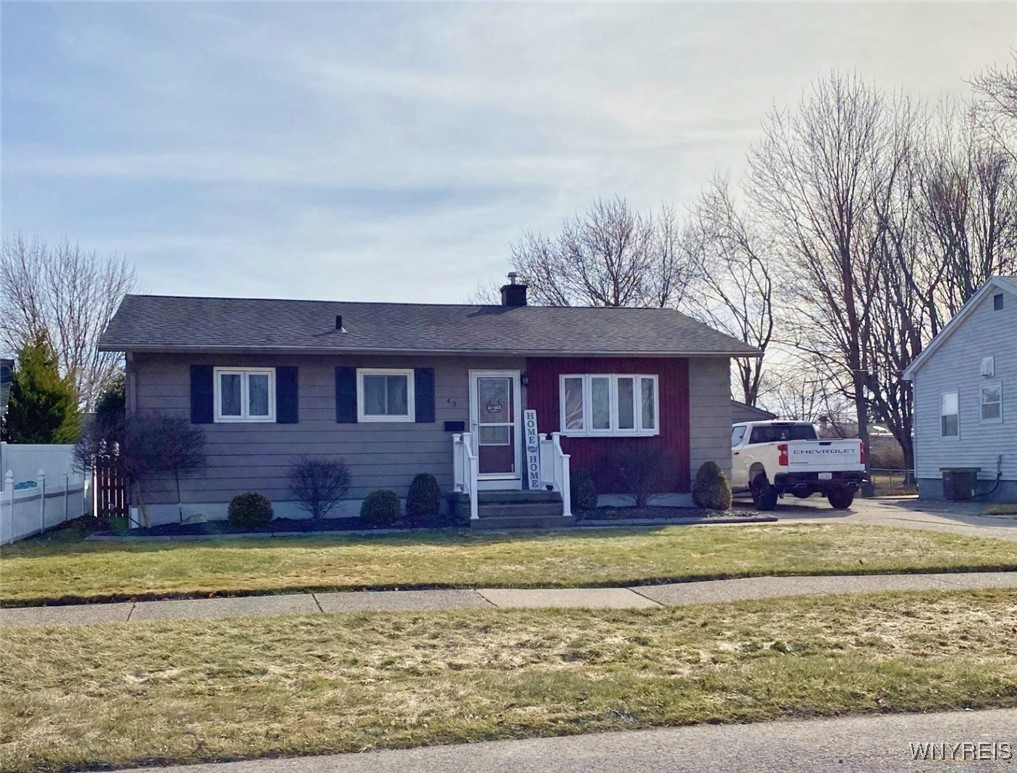 43 Ridgedale Circle Tonawanda, NY 14150 - Photo 1 of 1 Front elevation