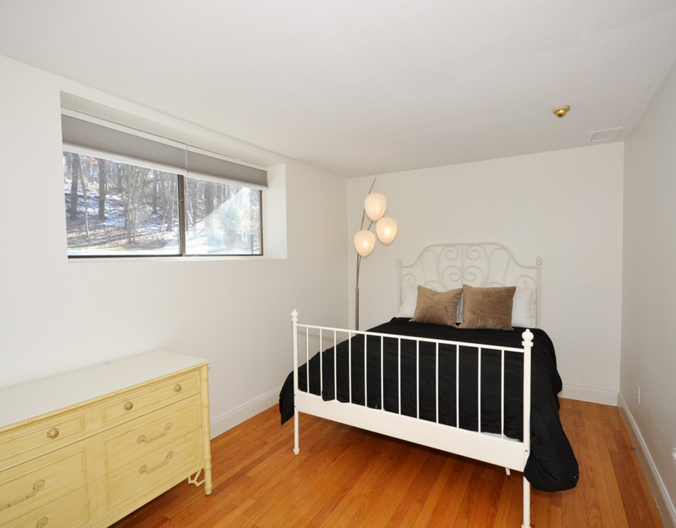 368 Great Road, Unit 1 Acton, MA 01720 - Photo 4 of 33 Gallery Image 4