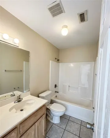 $800 | 604 South Logan Drive, Edinburg, TX 78539