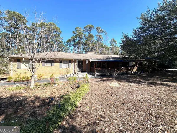 $360,000 | 172 East Leo Trapnell Avenue, Lyons, GA 30436