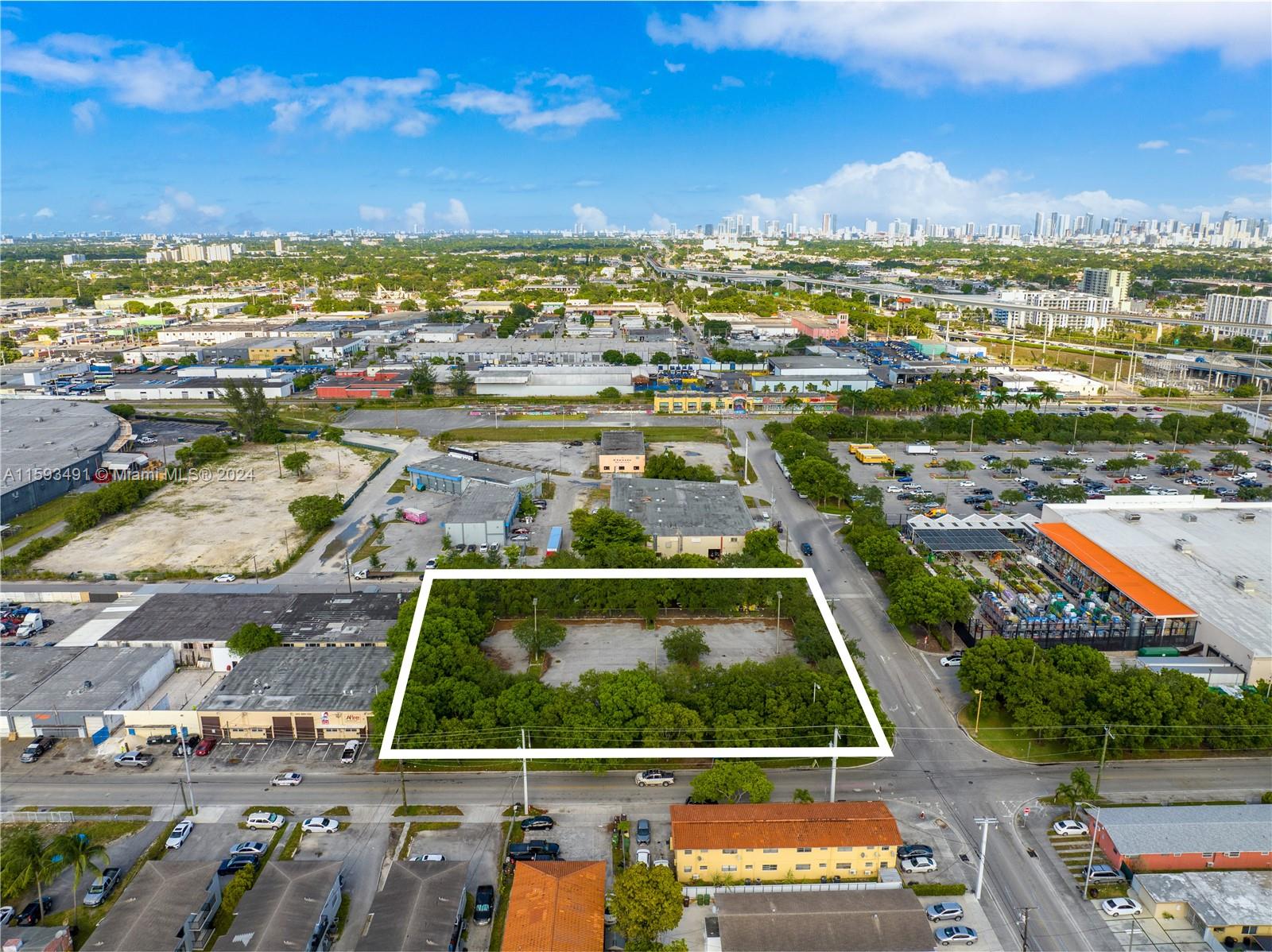 955 Southeast 12th Street Hialeah, FL 33010 - Photo 4 of 4