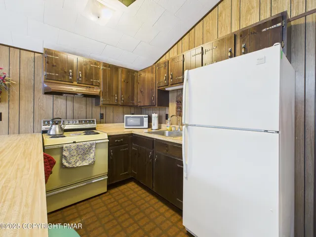 $209,000 | 346 Maxatawny Drive, Pocono Lake, PA 18347