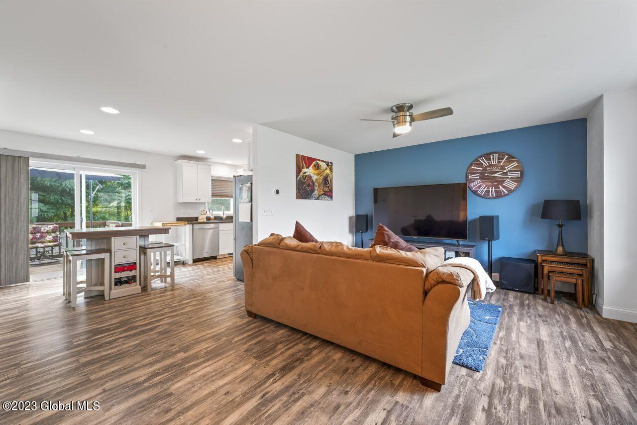 2852 Olean Street Schenectady, NY 12306 - Photo 11 of 40 2825 Olean st (12)