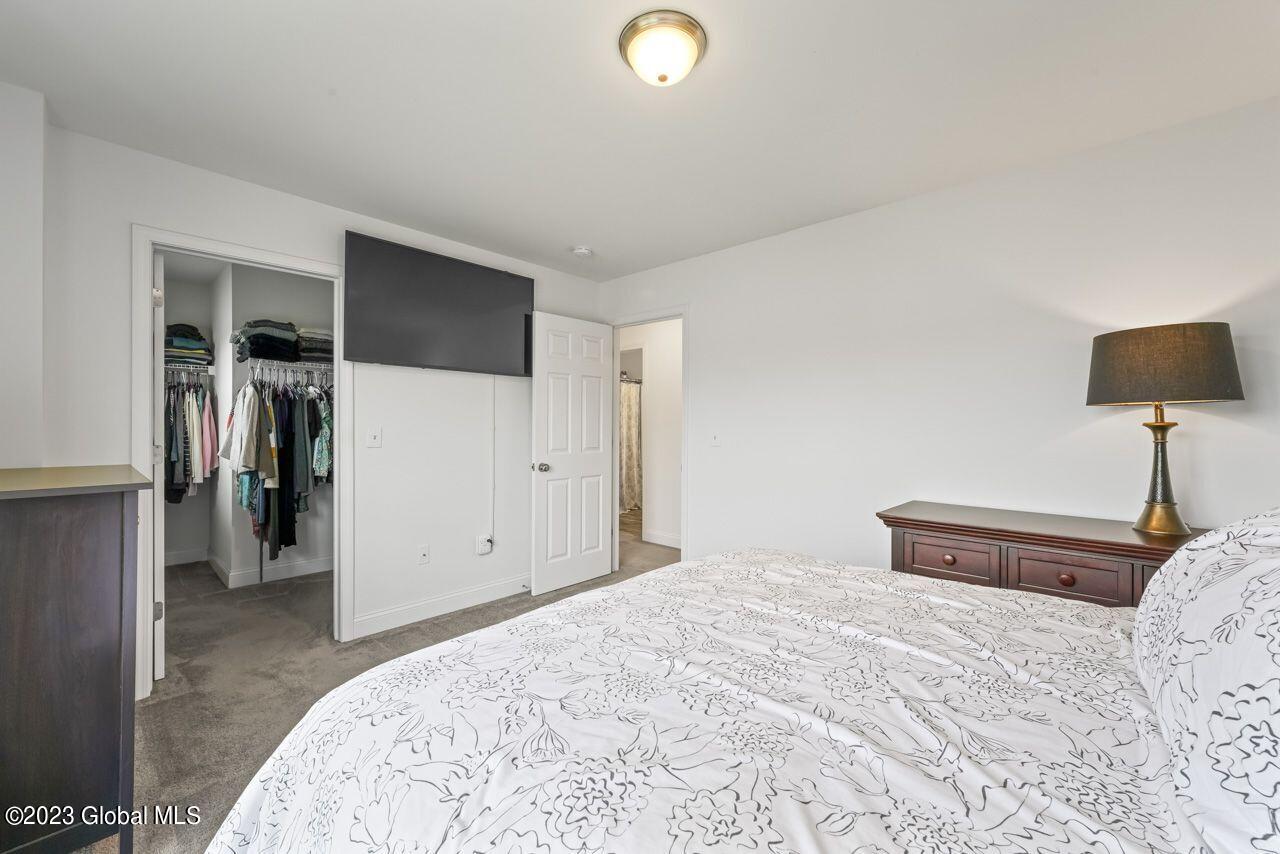 2852 Olean Street Schenectady, NY 12306 - Photo 17 of 40 2825 Olean st (16)