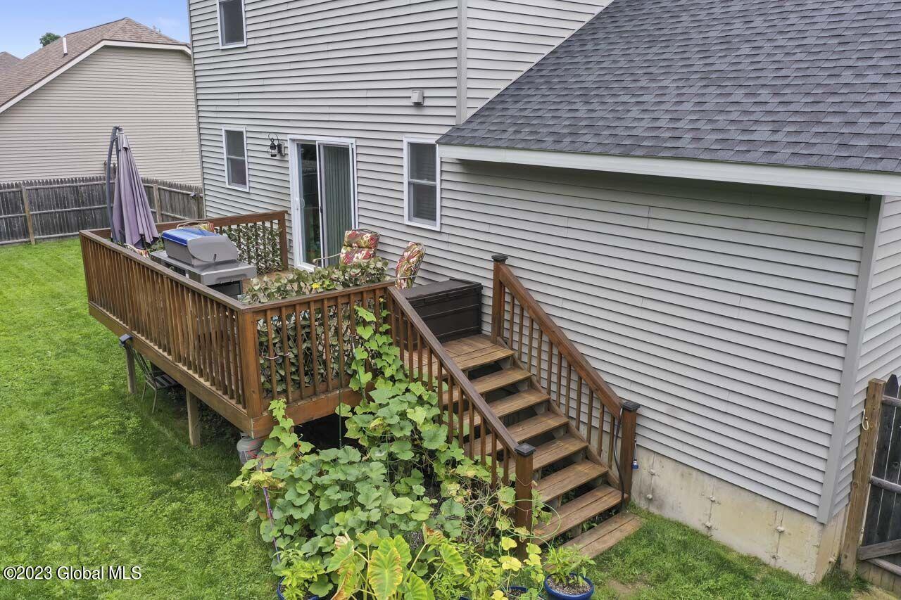 2852 Olean Street Schenectady, NY 12306 - Photo 36 of 40 2825 Olean st (39)