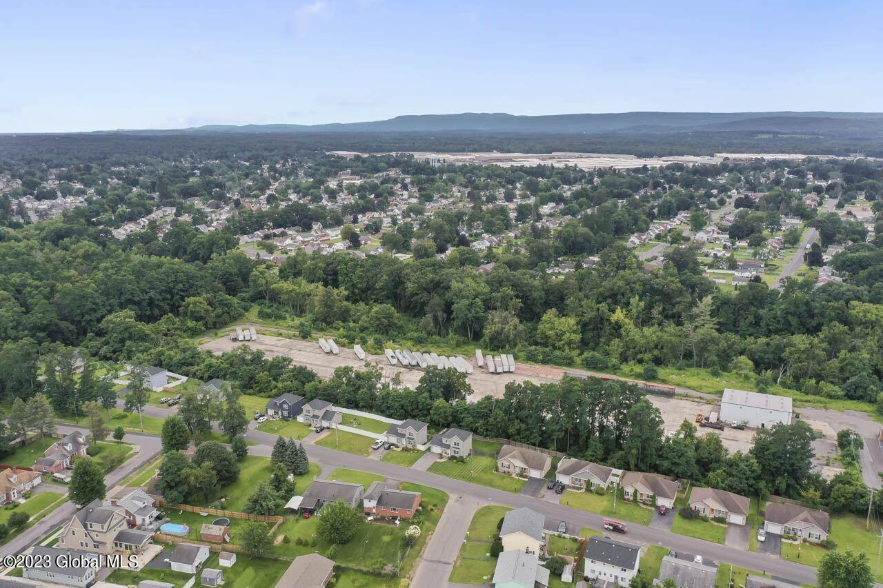 2852 Olean Street Schenectady, NY 12306 - Photo 40 of 40 2825 Olean st (40)