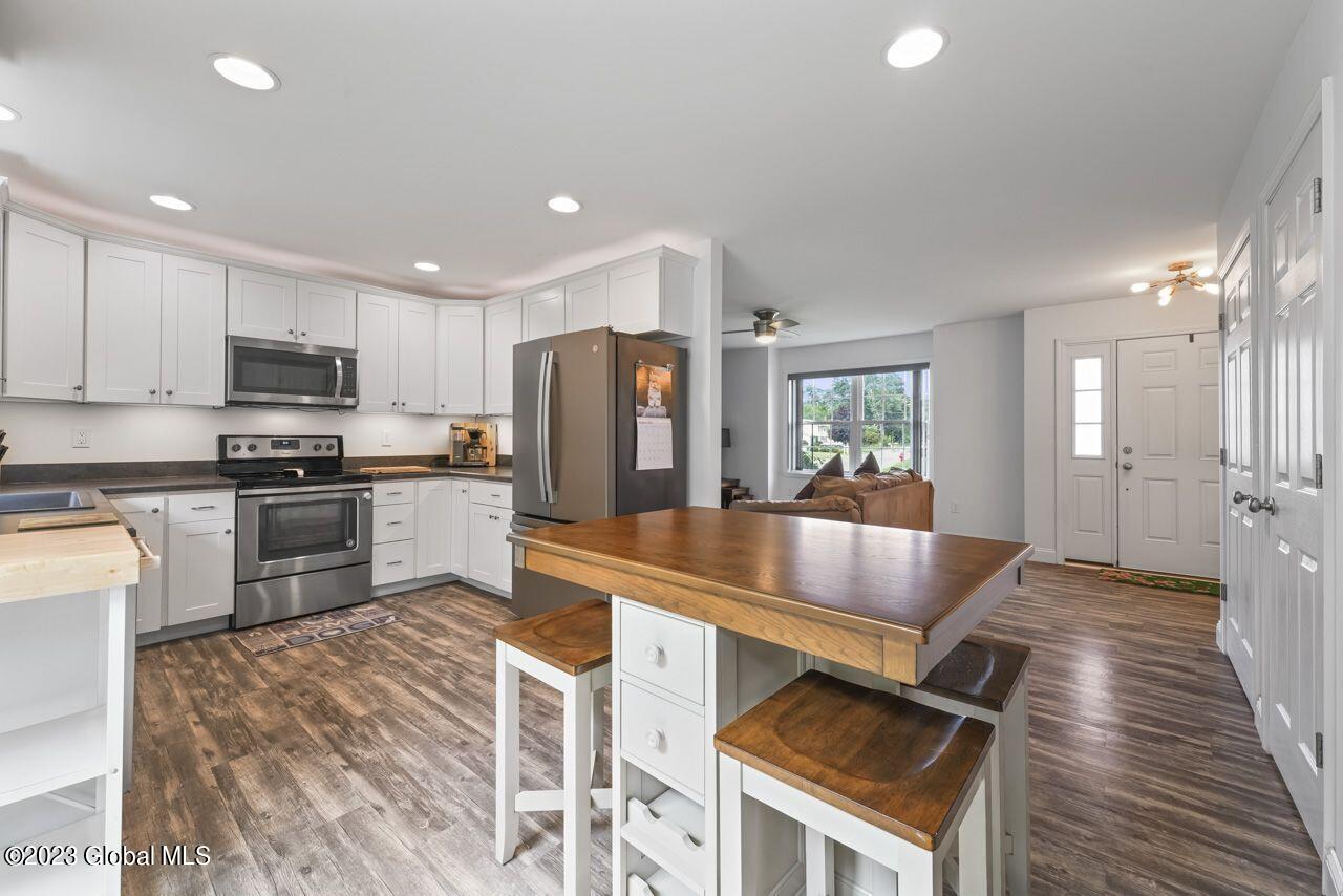 2852 Olean Street Schenectady, NY 12306 - Photo 6 of 40 2825 Olean st (9)