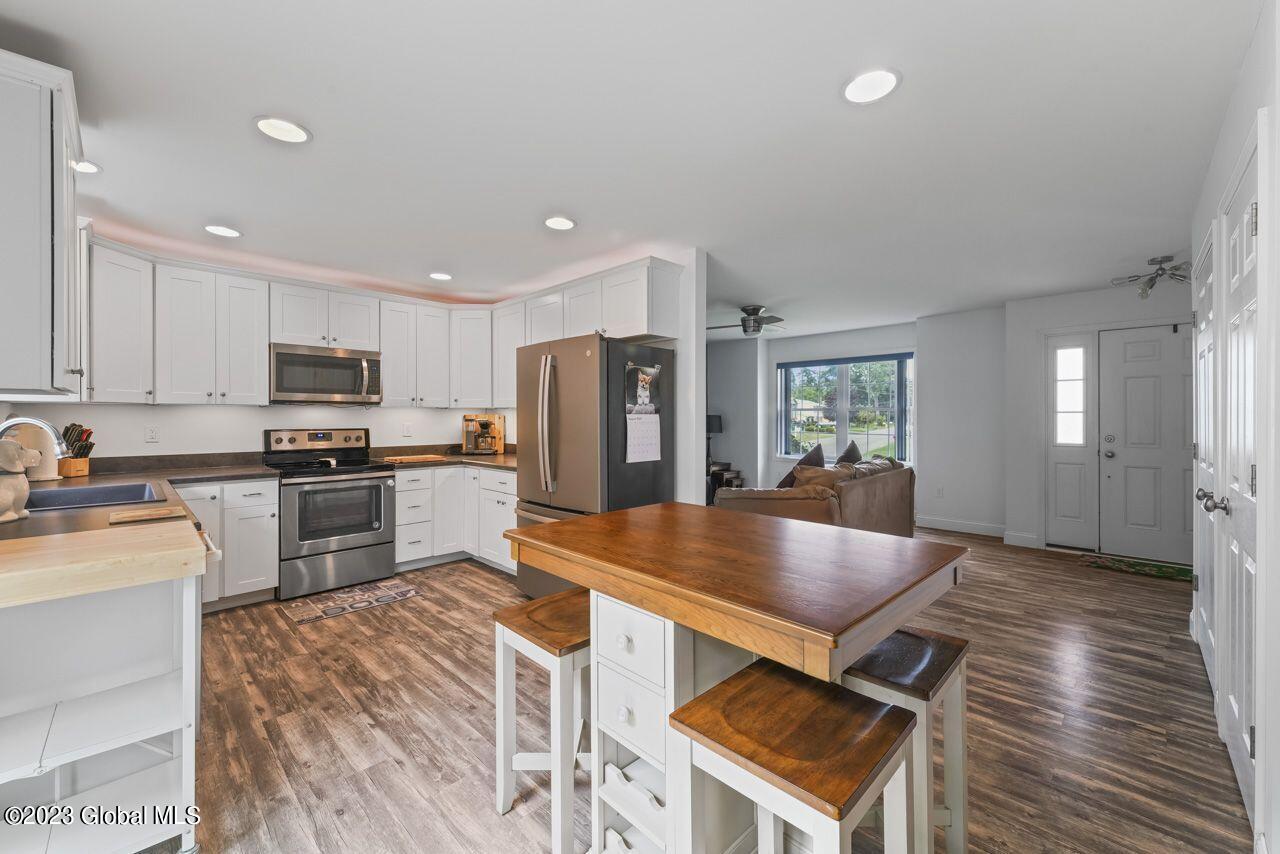 2852 Olean Street Schenectady, NY 12306 - Photo 8 of 40 2825 Olean st (14)