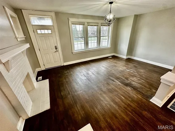 $339,000 | 5901 South Kingshighway Boulevard, St. Louis, MO 63109