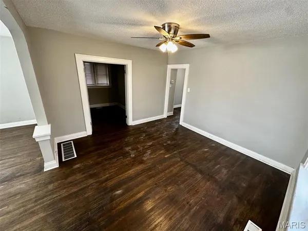 $339,000 | 5901 South Kingshighway Boulevard, St. Louis, MO 63109