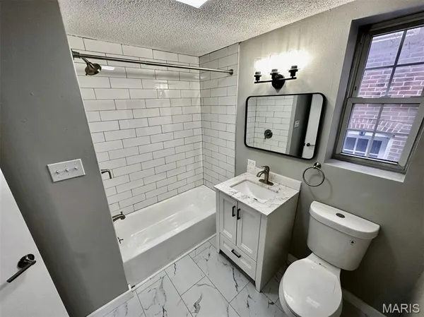 $339,000 | 5901 South Kingshighway Boulevard, St. Louis, MO 63109