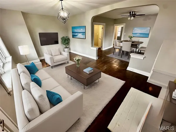 $339,000 | 5901 South Kingshighway Boulevard, St. Louis, MO 63109