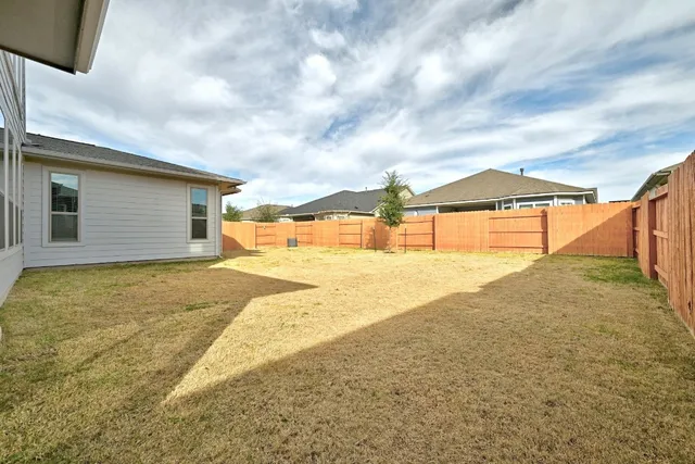 $3,450 | 8509 Silverthorne Street, Austin, TX 78744