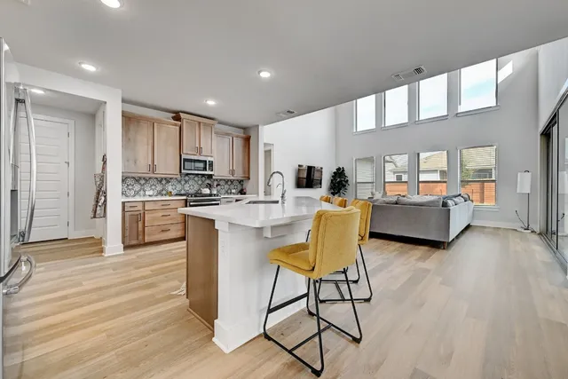 $3,450 | 8509 Silverthorne Street, Austin, TX 78744