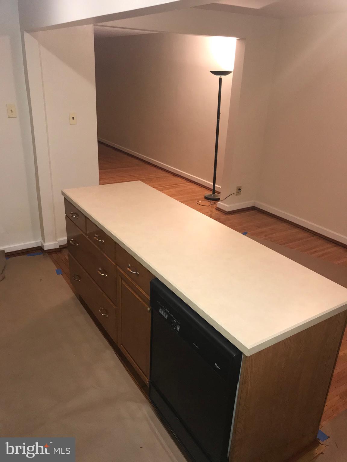 338 Maypole Road Upper Darby, PA 19082 - Photo 6 of 20