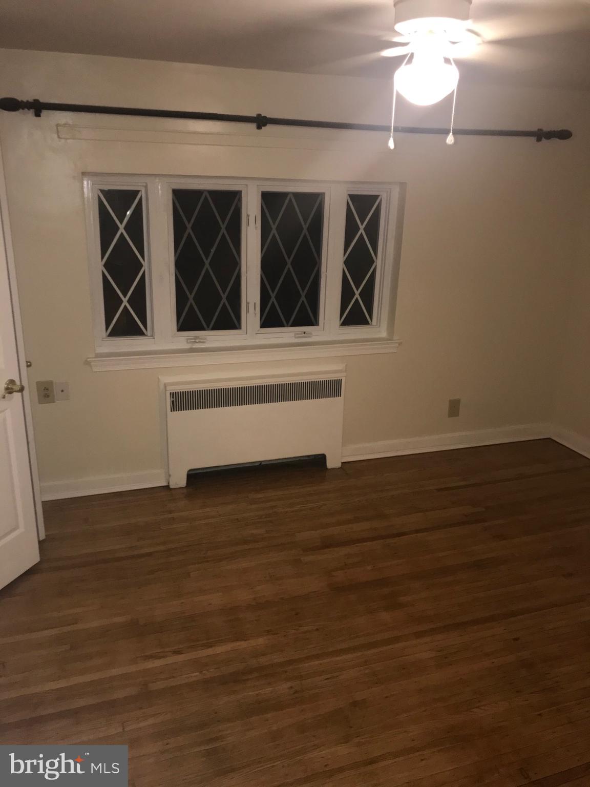338 Maypole Road Upper Darby, PA 19082 - Photo 10 of 20