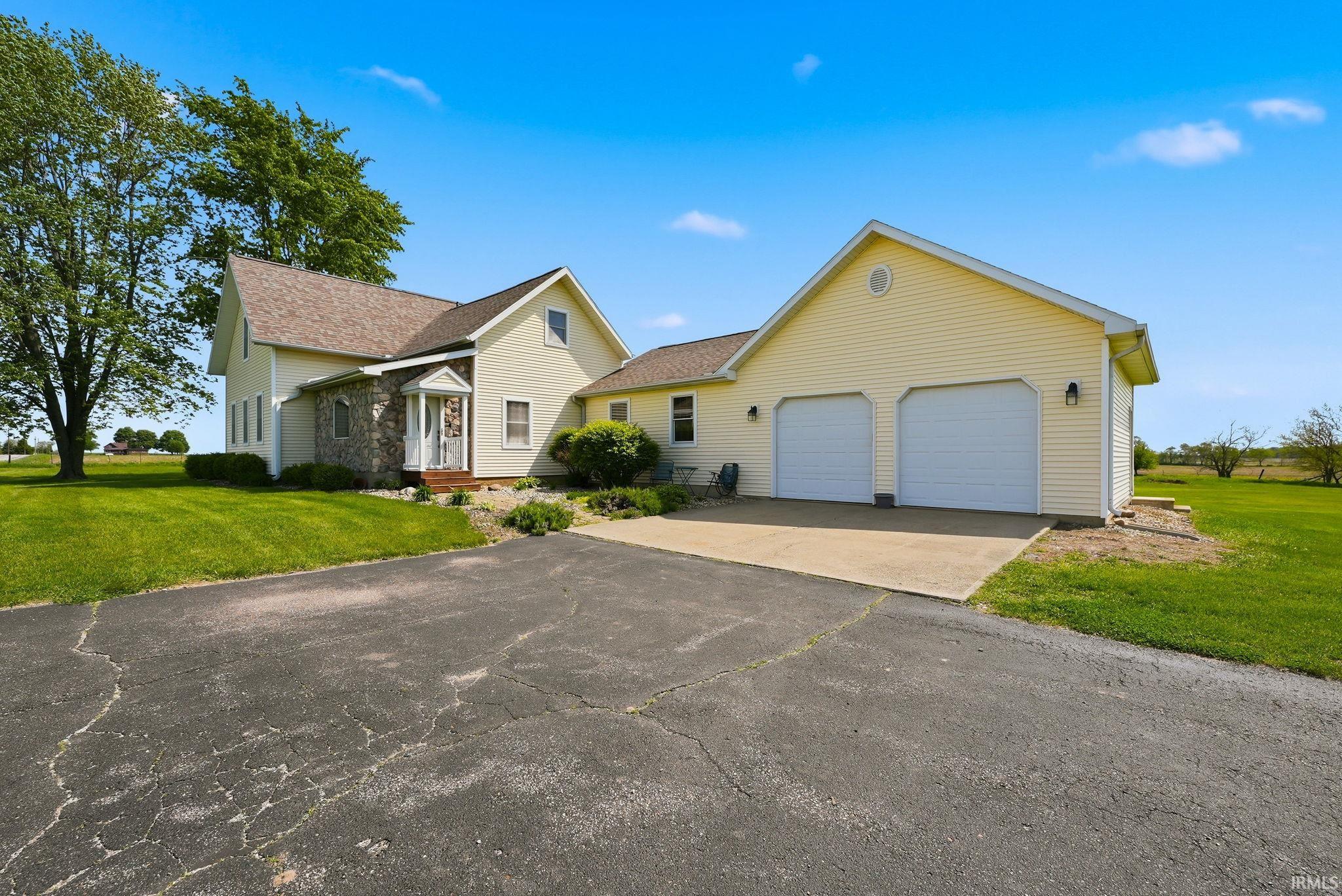 8294 South County Farm Road Claypool, IN 46510 - Photo 2 of 35 Gallery Image 2