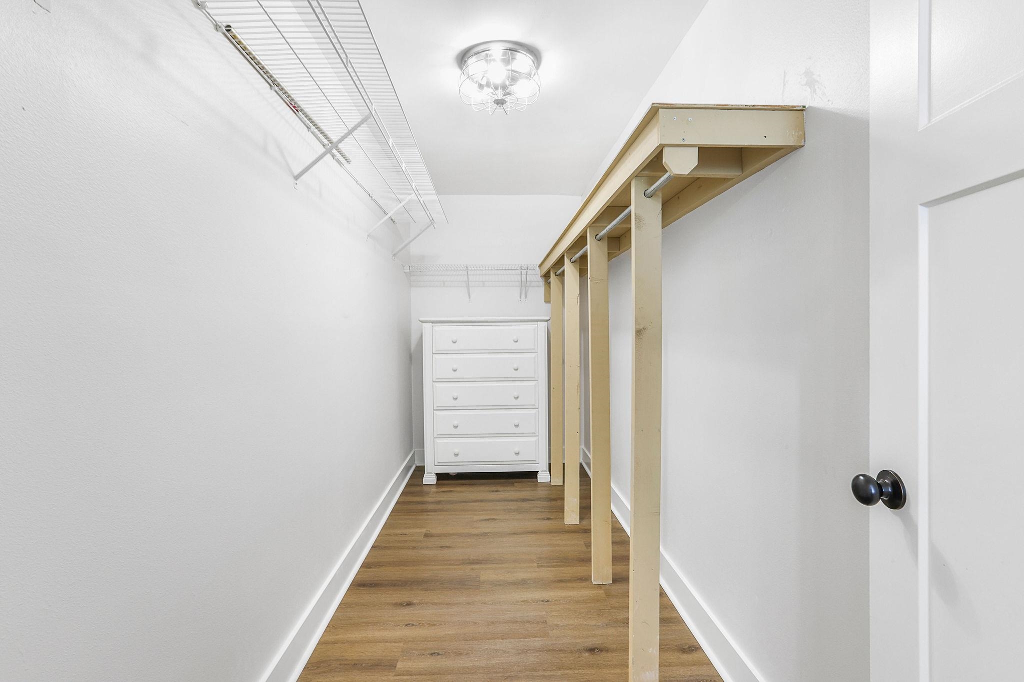 24710 Gulf Bay Road Orange Beach, AL 36561 - Photo 12 of 20 Master Closet