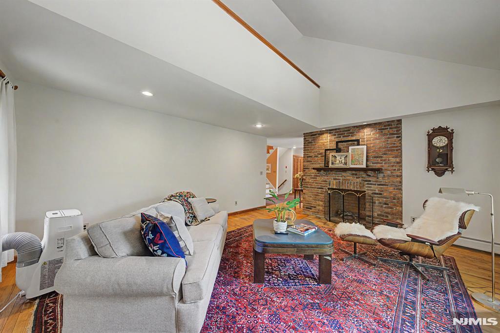 829 Ramapo Valley Road Oakland, NJ 07436 - Photo 15 of 50