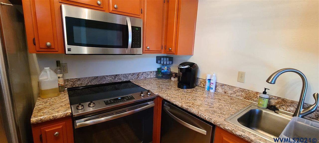 3770 Auburn Road Northeast Salem, OR 97301 - Photo 13 of 22