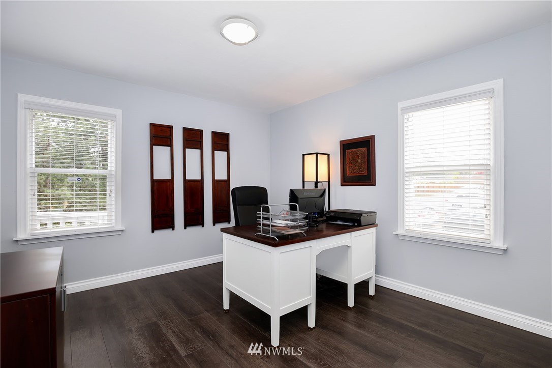 16046 Military Road South SeaTac, WA 98188 - Photo 11 of 24