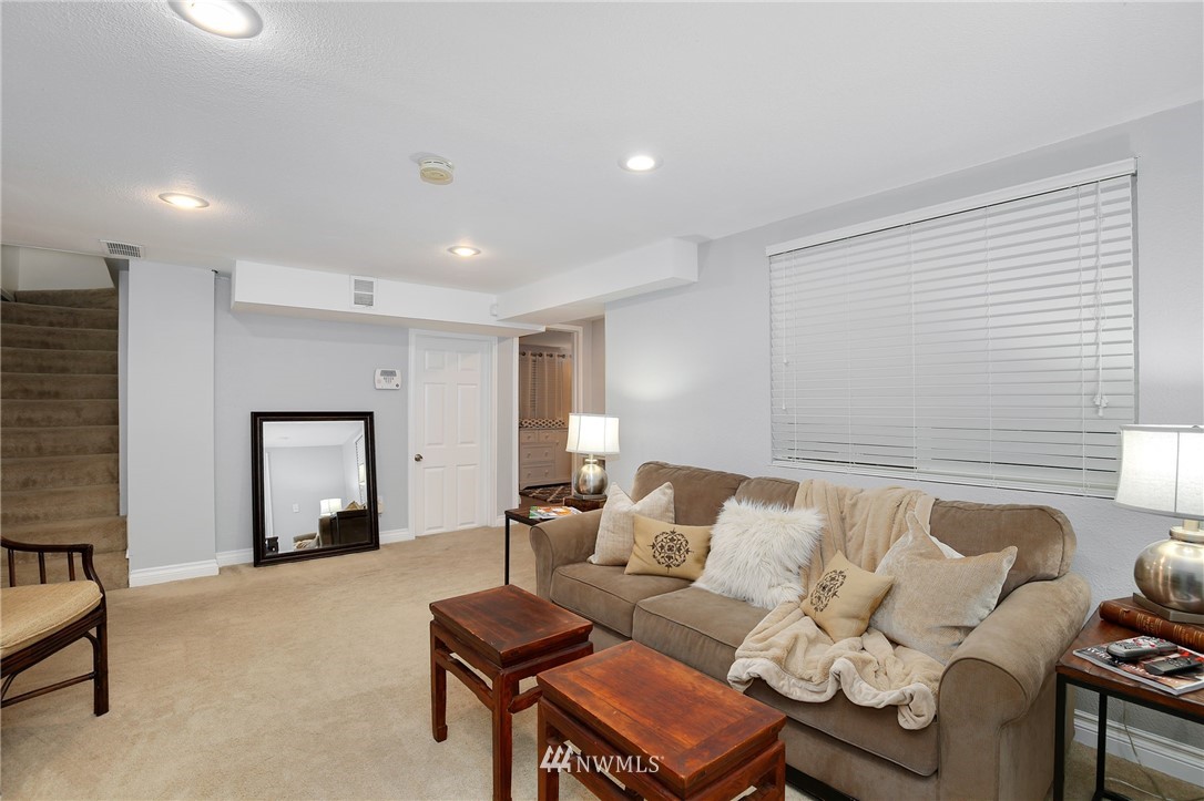 16046 Military Road South SeaTac, WA 98188 - Photo 12 of 24