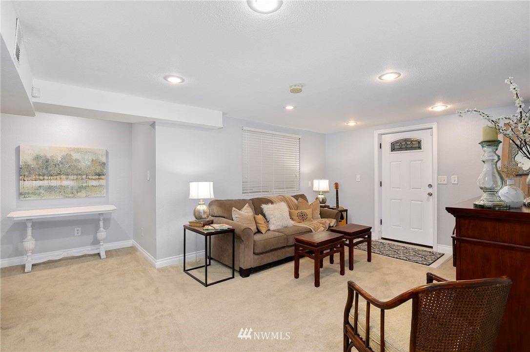 16046 Military Road South SeaTac, WA 98188 - Photo 14 of 24