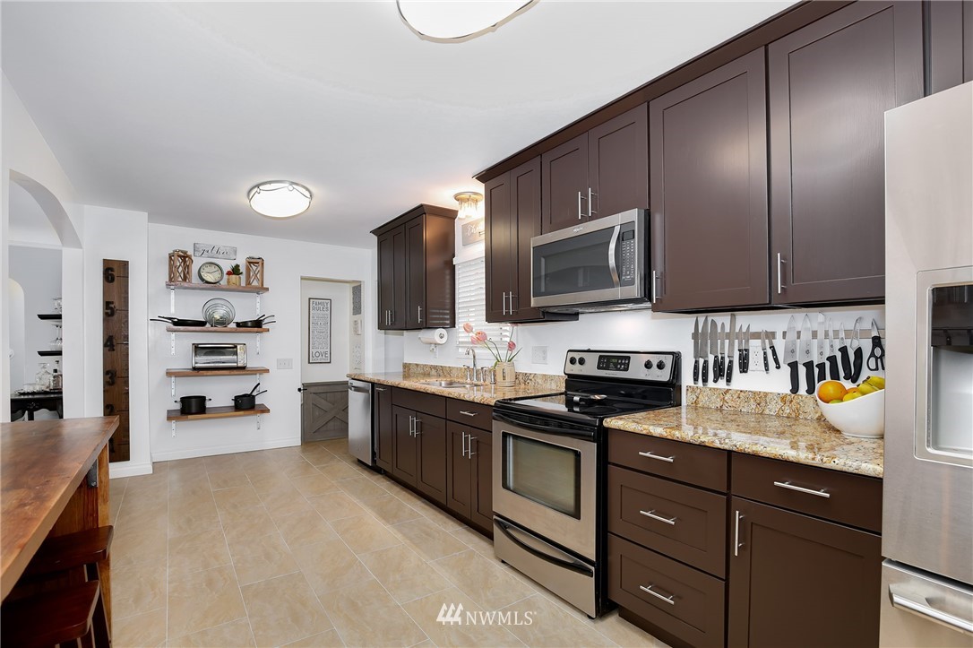 16046 Military Road South SeaTac, WA 98188 - Photo 8 of 24