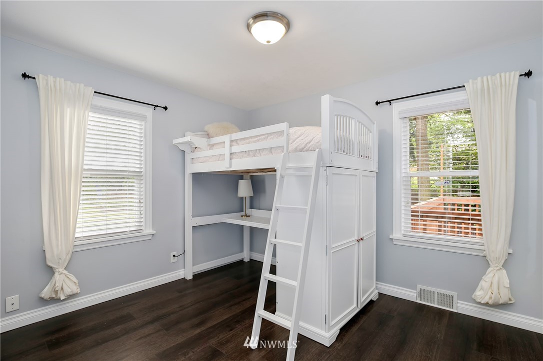 16046 Military Road South SeaTac, WA 98188 - Photo 9 of 24