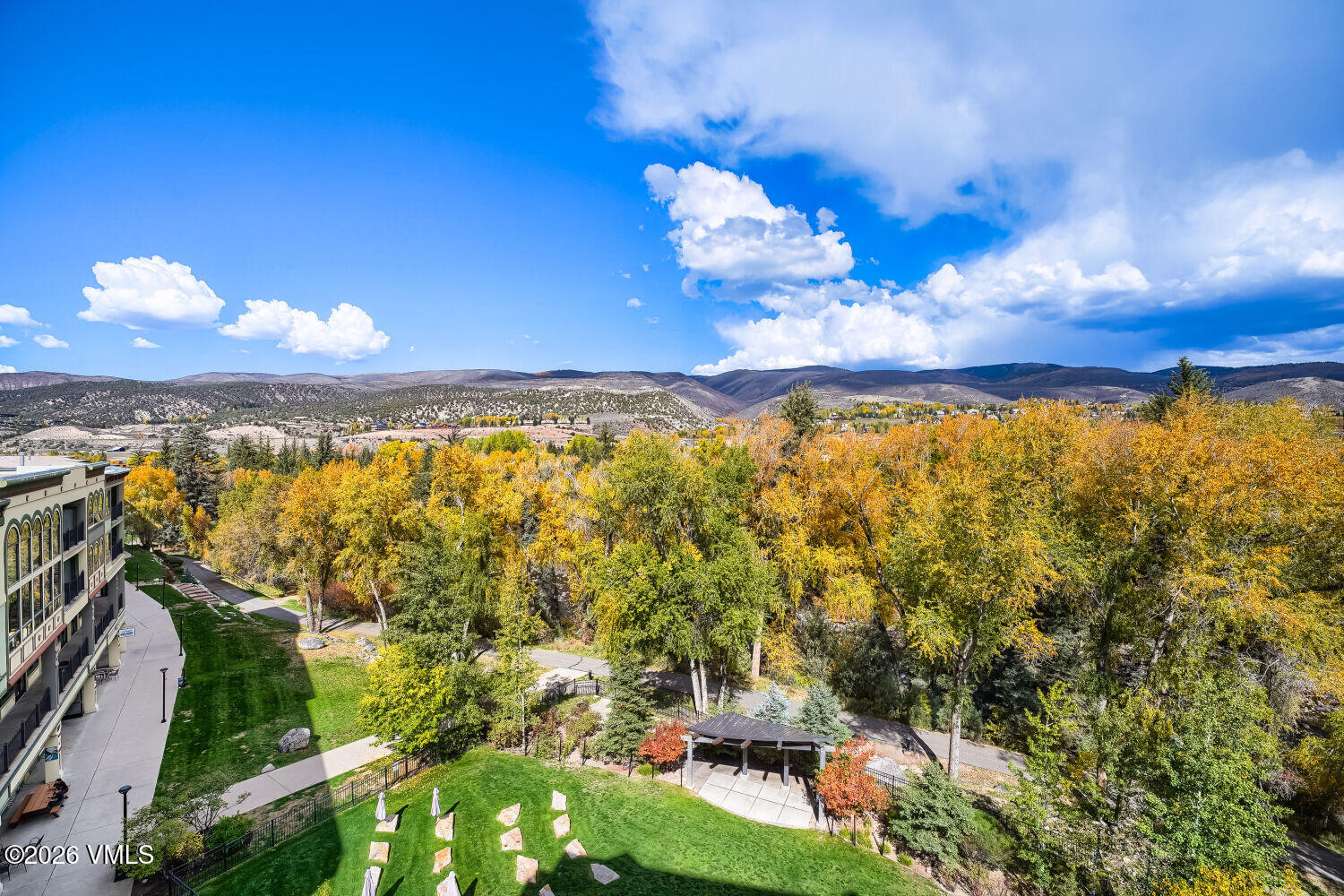 225 Main Street, Unit R401 Edwards, CO 81632 - Photo 13 of 24 Western View from Deck