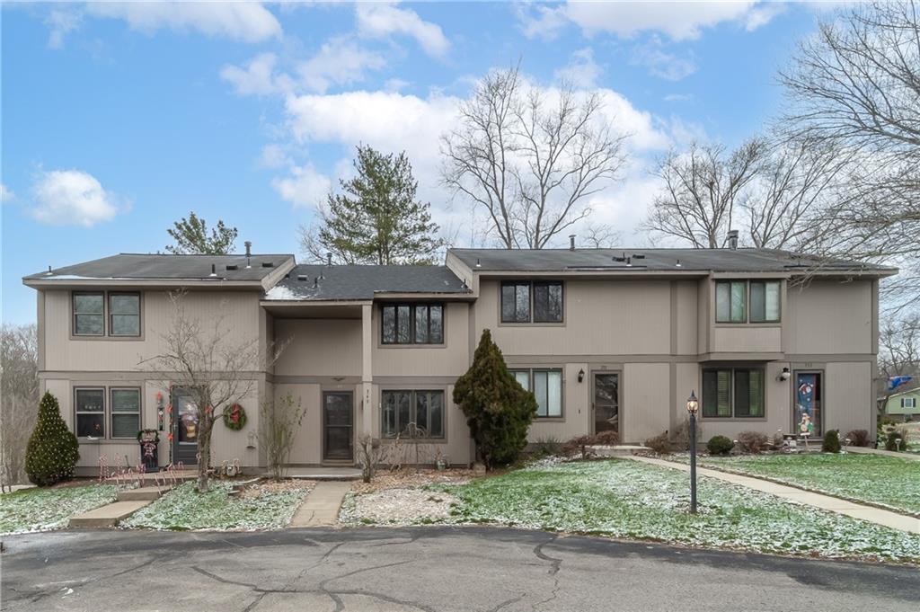 349 Ridge Point Circle Bridgeville, PA 15017 - Photo 1 of 25 Gallery Image 1