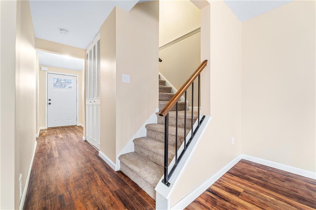 349 Ridge Point Circle Bridgeville, PA 15017 - Photo 12 of 25 Gallery Image 12