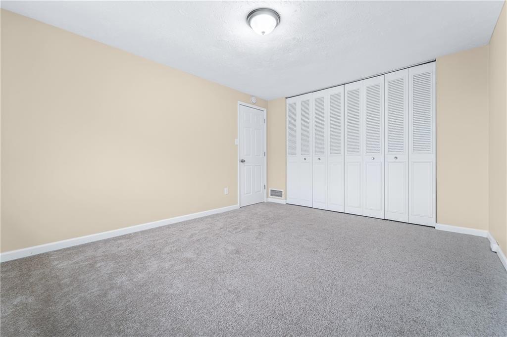 349 Ridge Point Circle Bridgeville, PA 15017 - Photo 14 of 25 Gallery Image 14