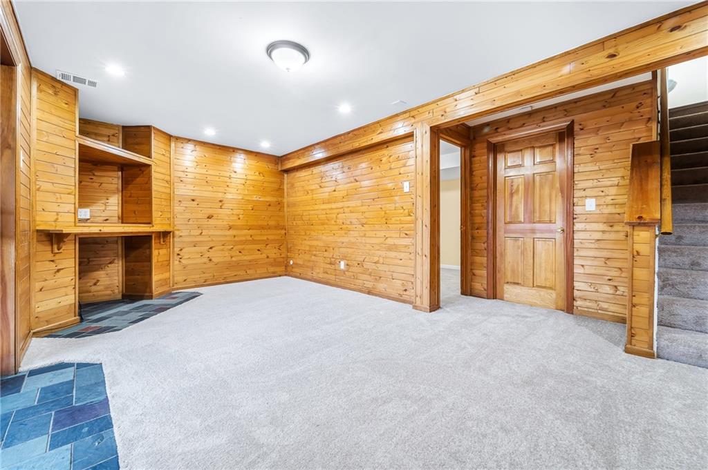 349 Ridge Point Circle Bridgeville, PA 15017 - Photo 20 of 25 Gallery Image 20