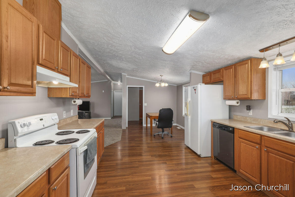 4255 East Stage Road Ionia, MI 48846 - Photo 15 of 41 IMG_1013