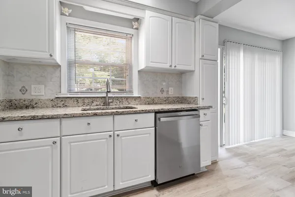 $3,500 | 5601 Dawes Avenue, Alexandria, VA 22311