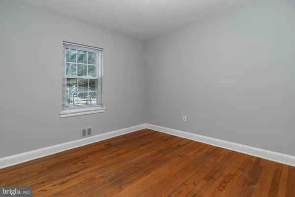 $3,500 | 5601 Dawes Avenue, Alexandria, VA 22311