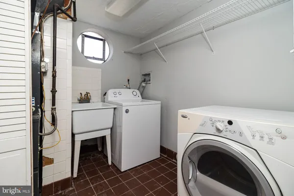 $3,500 | 5601 Dawes Avenue, Alexandria, VA 22311