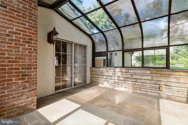$3,500 | 5601 Dawes Avenue, Alexandria, VA 22311