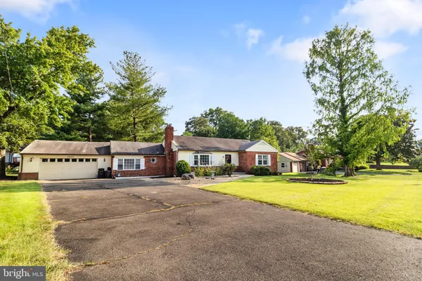 $3,500 | 5601 Dawes Avenue, Alexandria, VA 22311