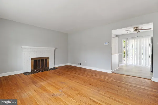 $3,500 | 5601 Dawes Avenue, Alexandria, VA 22311