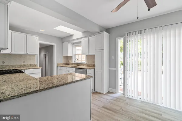 $3,500 | 5601 Dawes Avenue, Alexandria, VA 22311