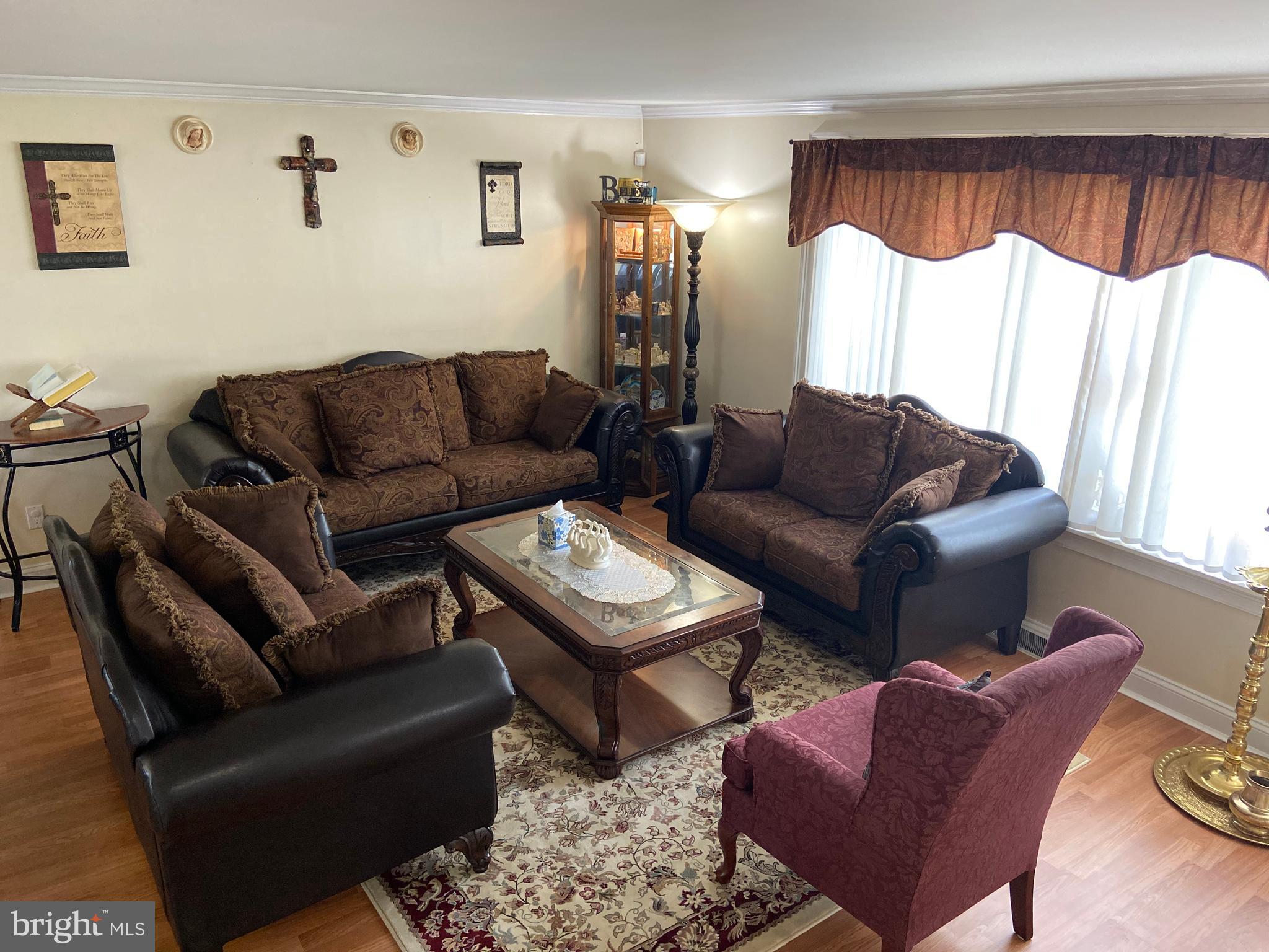 9757 Susan Road Philadelphia, PA 19115 - Photo 24 of 37