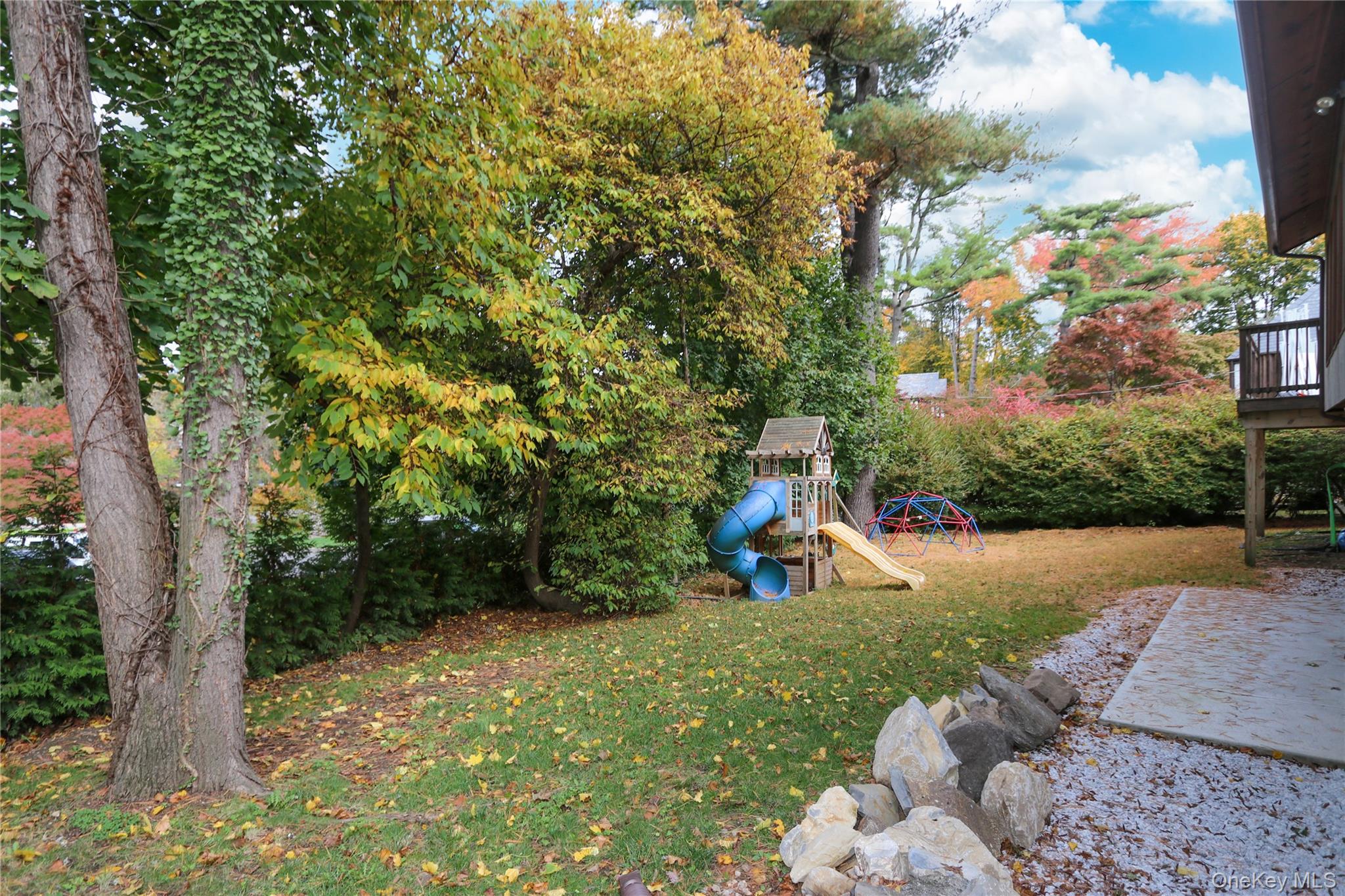 35 Old Pond Road Great Neck, NY 11023 - Photo 21 of 21