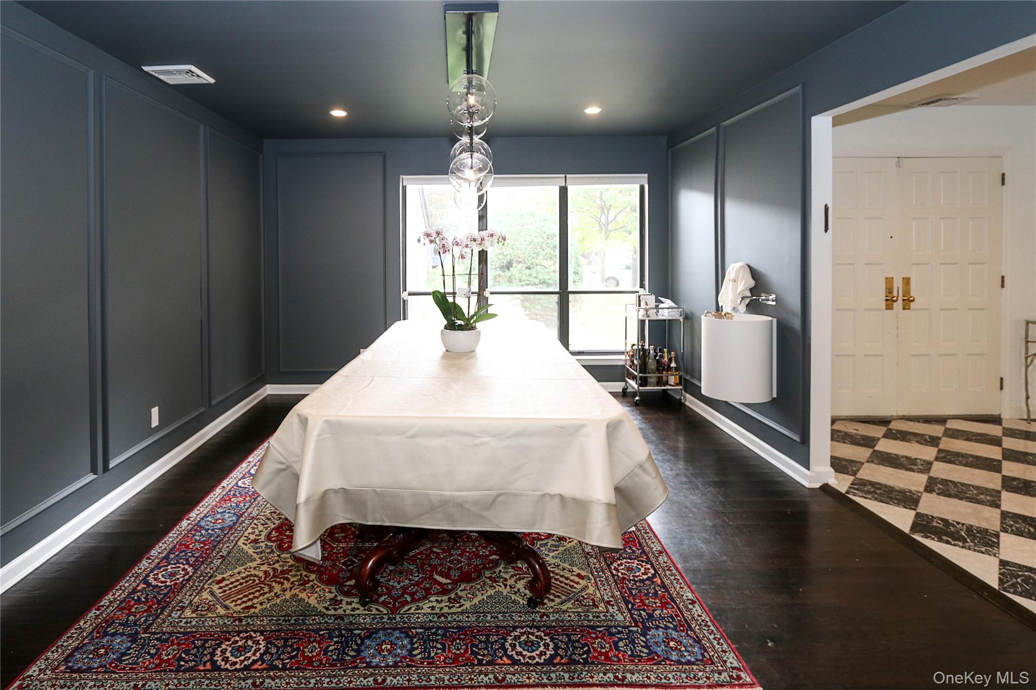 35 Old Pond Road Great Neck, NY 11023 - Photo 7 of 21